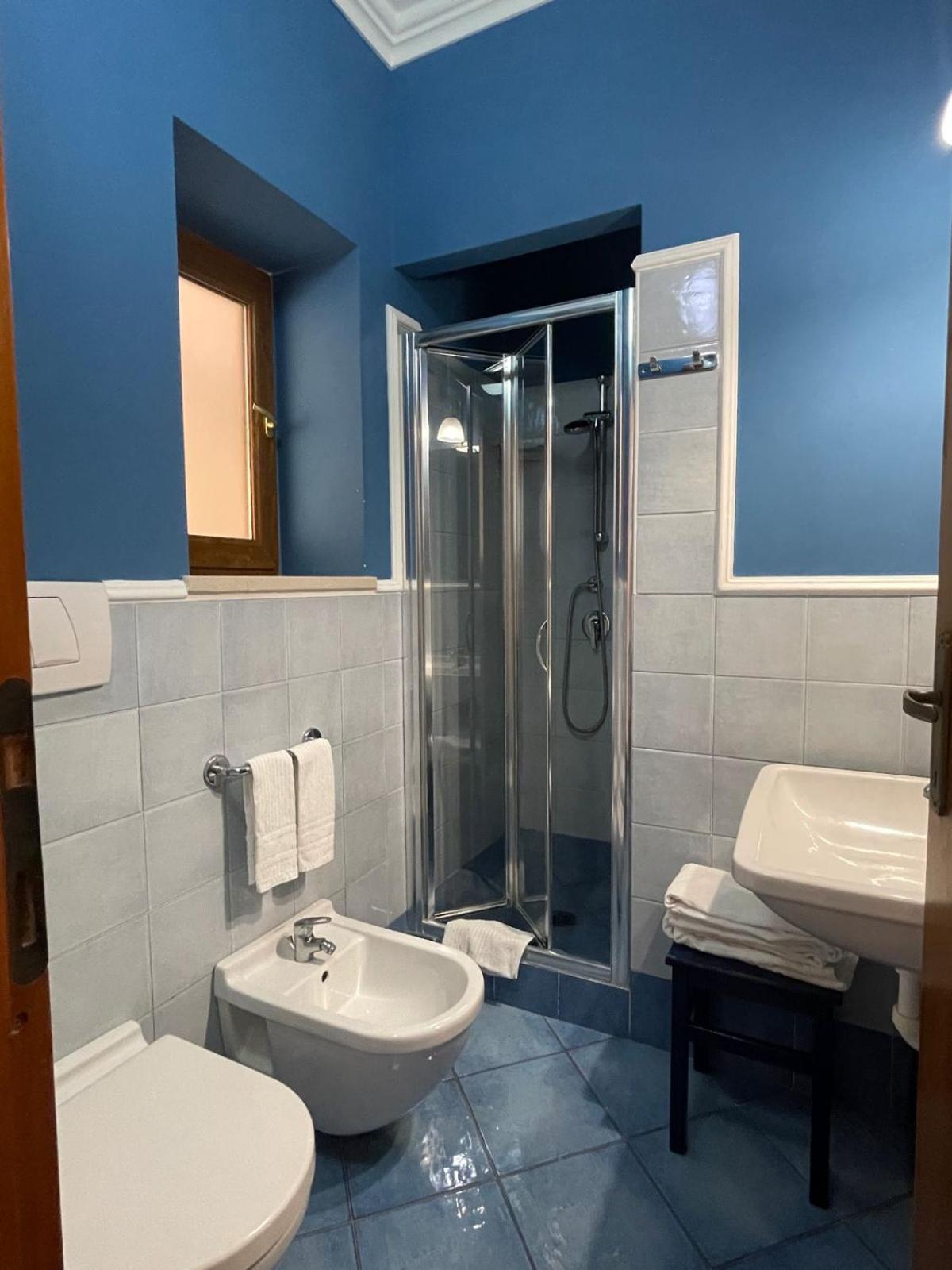 Ponza Inn- Casa Giovanna Luaran gambar
