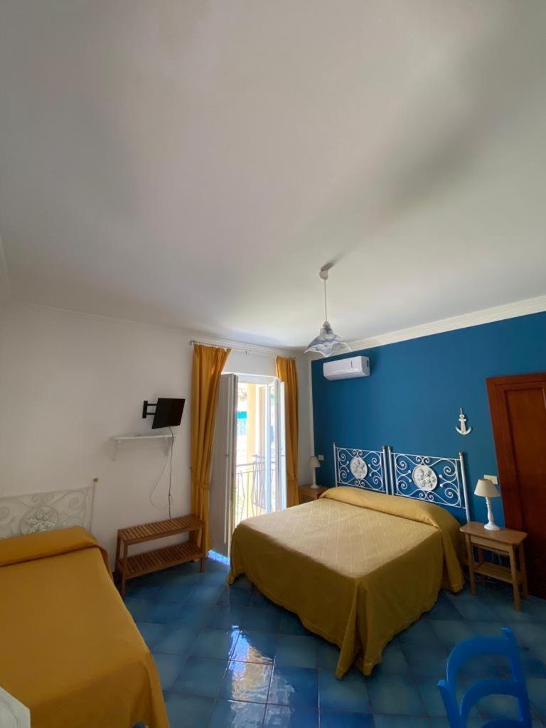 Ponza Inn- Casa Giovanna Luaran gambar